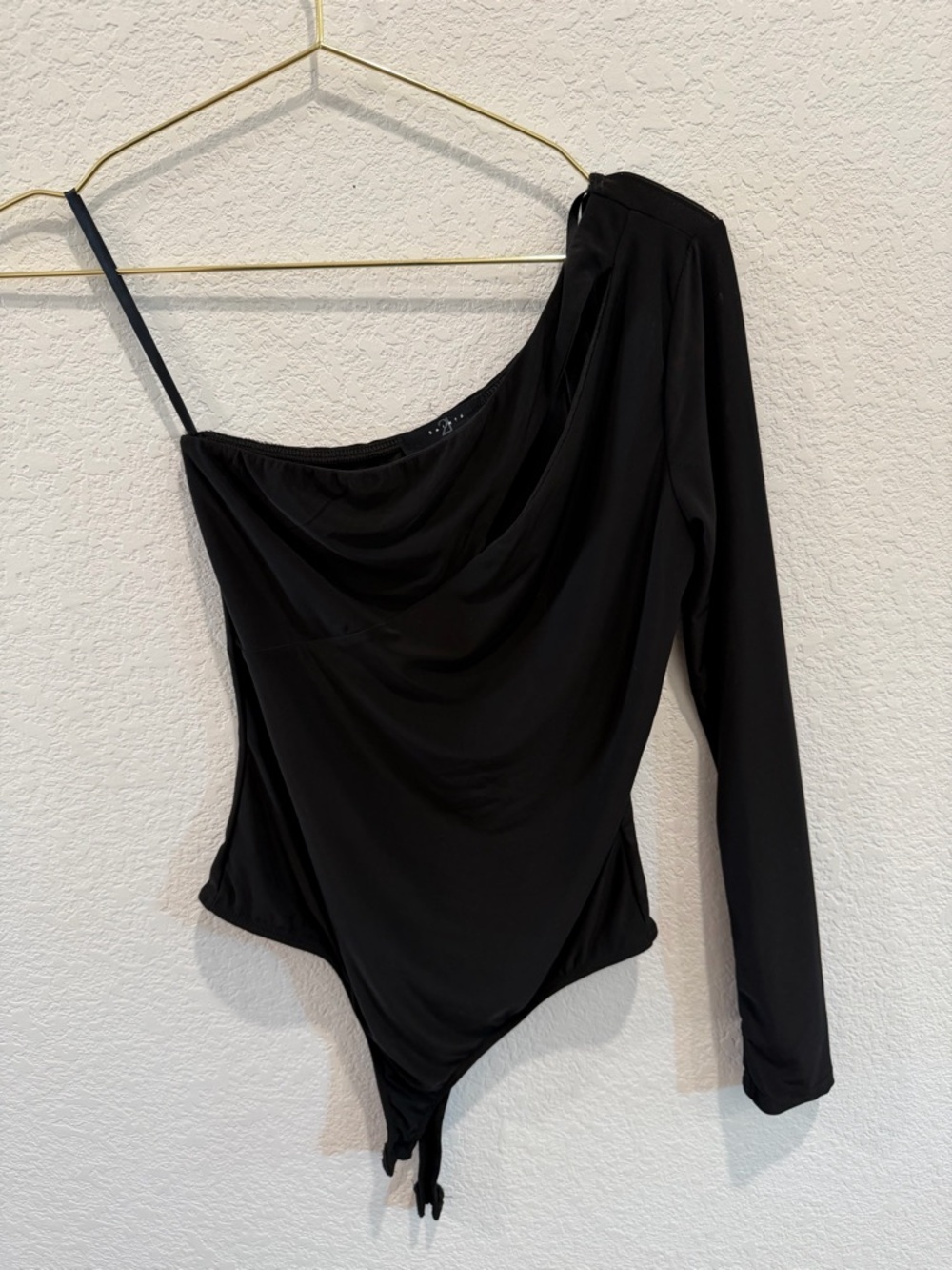 21 Saints black bodysuit asymmetrical off the shoulder cut out design